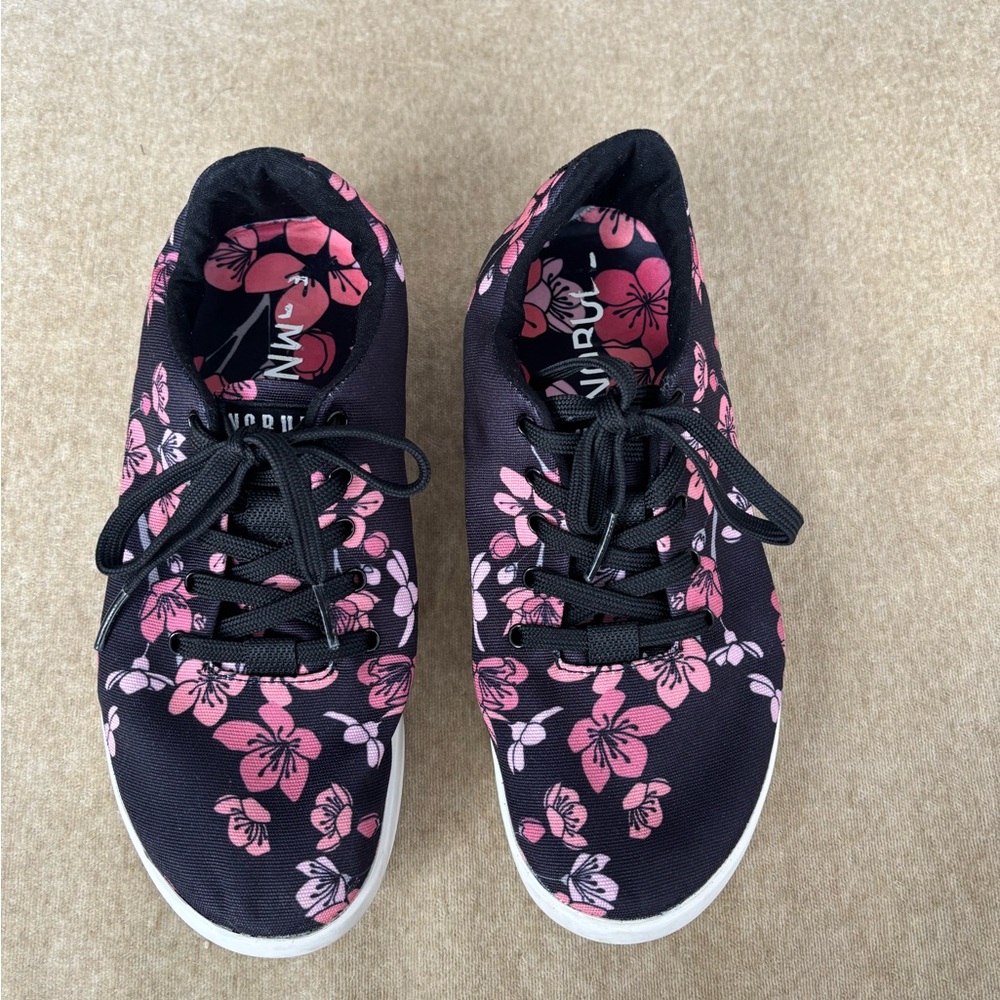 NOBULL Black and Pink Floral unisex Sneakers W size 8 M size 6.5